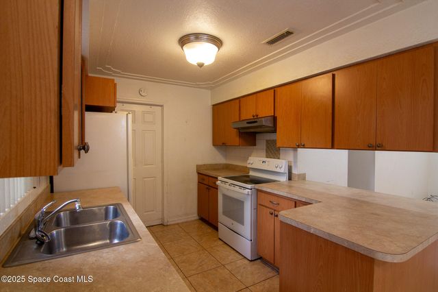 981 Palmer Street, Rockledge, FL 32955