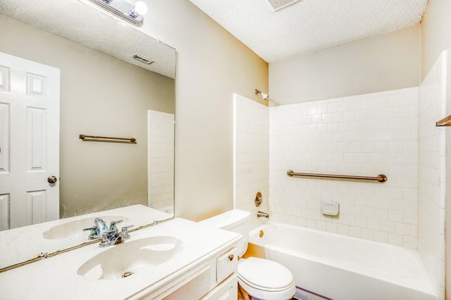 1635 Ridgebriar Drive, Houston, TX 77014