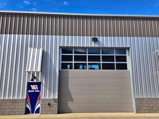 161 W Speed Way, Pontiac, MI 48341