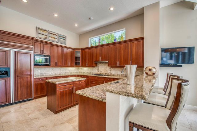 119 San Marita Way, Palm Beach Gardens, FL 33418
