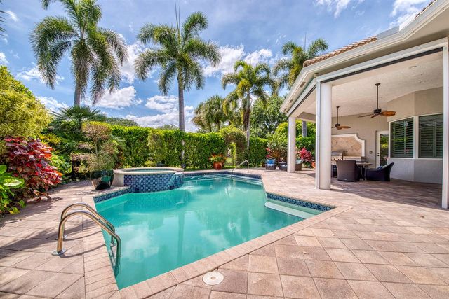119 San Marita Way, Palm Beach Gardens, FL 33418