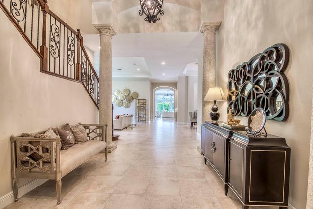 119 San Marita Way, Palm Beach Gardens, FL 33418
