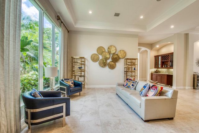119 San Marita Way, Palm Beach Gardens, FL 33418