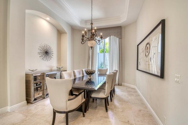 119 San Marita Way, Palm Beach Gardens, FL 33418