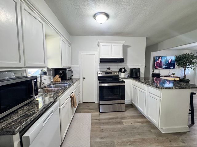 3206 Mitchell Street, Greenville, TX 75402