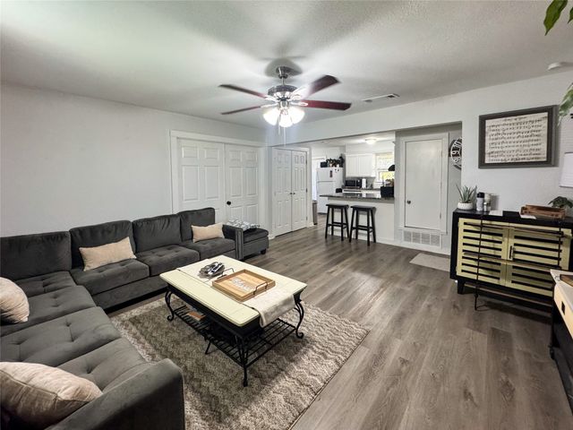 3206 Mitchell Street, Greenville, TX 75402