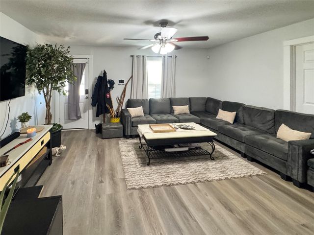 3206 Mitchell Street, Greenville, TX 75402