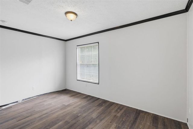 317 Thicket Rd, Sulphur, LA 70663