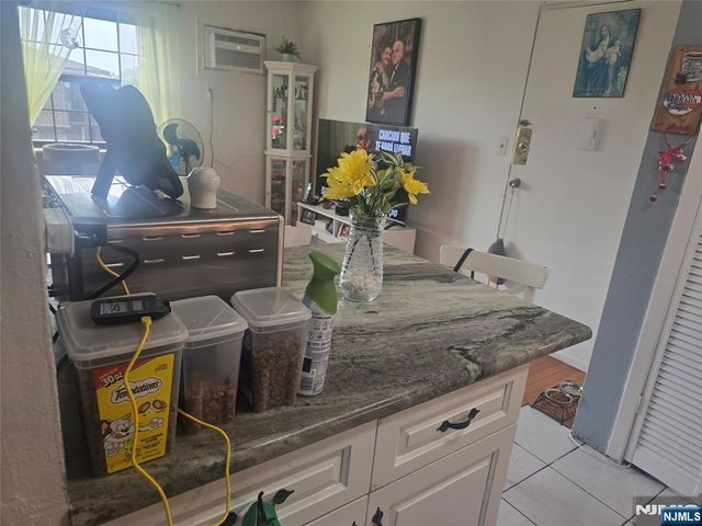 412-432 Broadway 5C, Passaic, NJ 07055