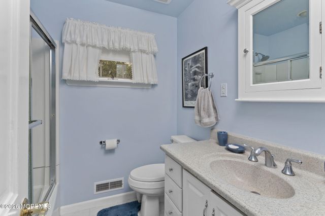 57 Pedee Place, Middletown, NJ 07748