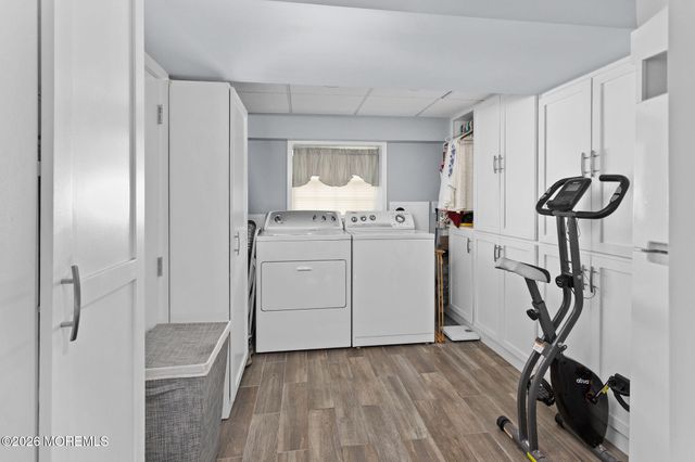 57 Pedee Place, Middletown, NJ 07748