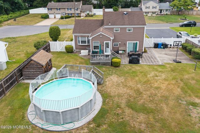 57 Pedee Place, Middletown, NJ 07748