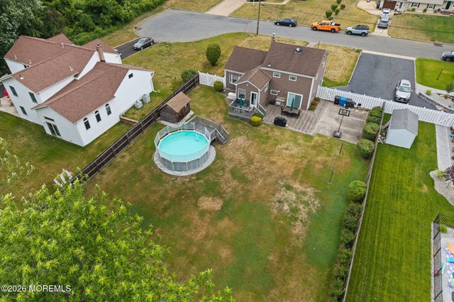 57 Pedee Place, Middletown, NJ 07748