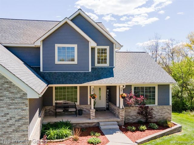 10270 County Line Road, Ortonville, MI 48462