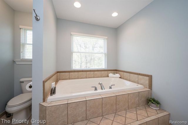 10270 County Line Road, Ortonville, MI 48462