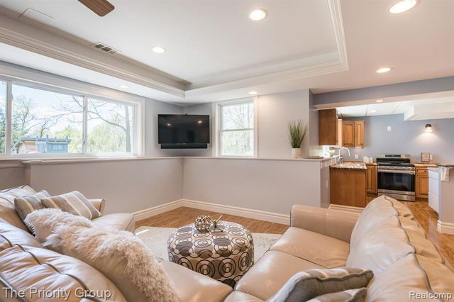 10270 County Line Road, Ortonville, MI 48462