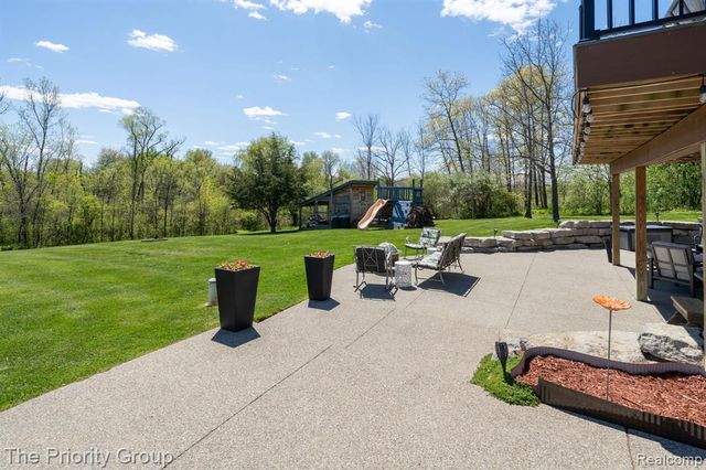10270 County Line Road, Ortonville, MI 48462