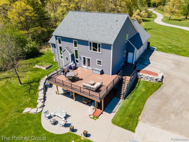 10270 County Line Road, Ortonville, MI 48462