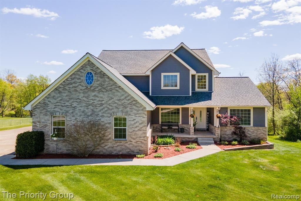 10270 County Line Road, Ortonville, MI 48462