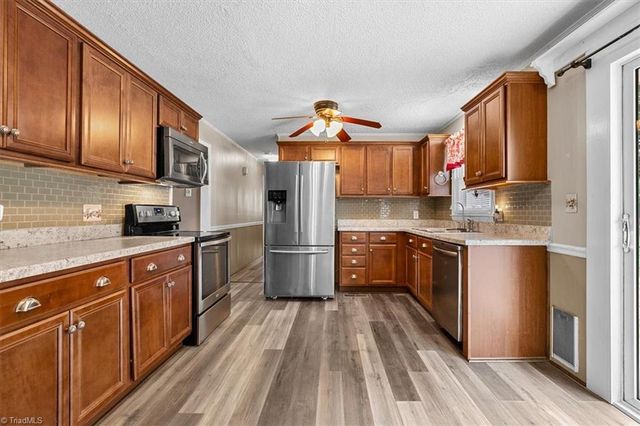 6514 US Highway 158, Summerfield, NC 27358