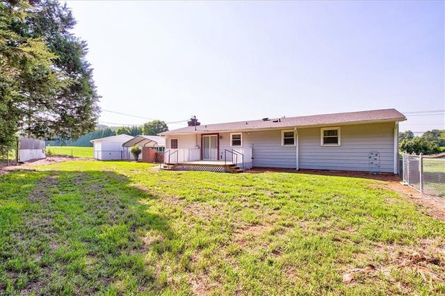 6514 US Highway 158, Summerfield, NC 27358