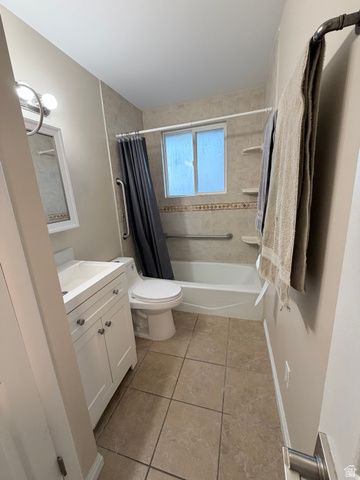 6695 S SOMERSET DR, West Jordan, UT 84084