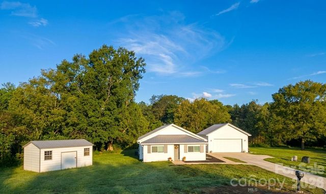 425 Hilbert Road, Rockwell, NC 28138