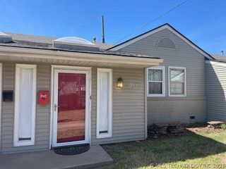 1320 E 38th Street 1320B, Tulsa, OK 74105