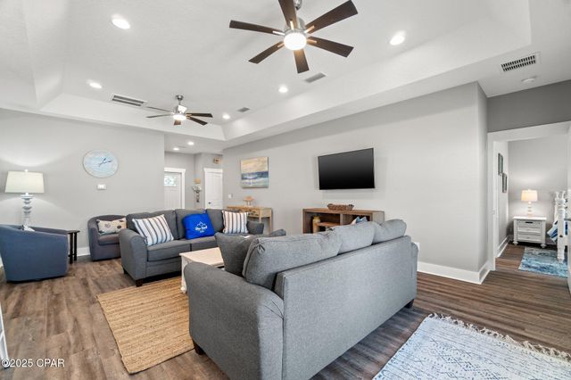 529 Christmas Tree Lane, Panama City Beach, FL 32413