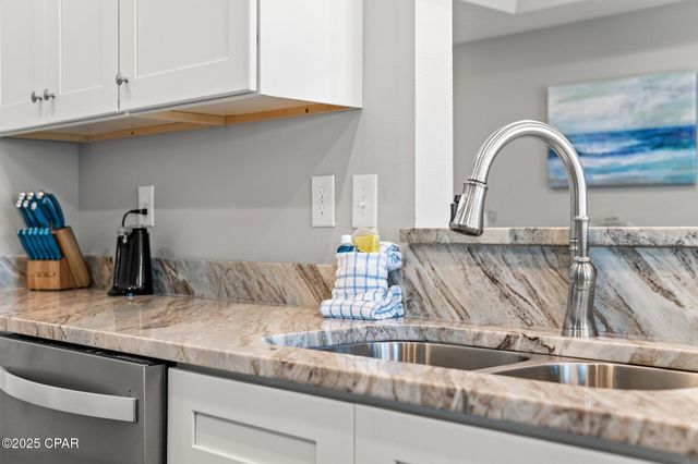 529 Christmas Tree Lane, Panama City Beach, FL 32413