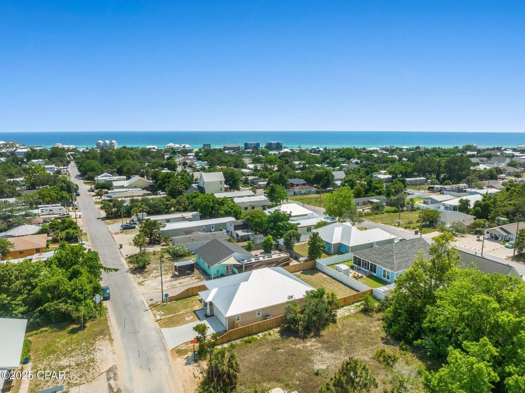 Image 48 of property listing at 529 Christmas Tree Lane, Panama City Beach, FL 32413
