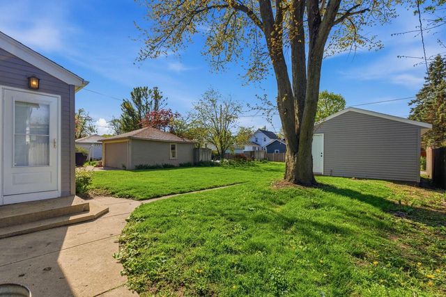 143 Frame AVENUE, Waukesha, WI 53186