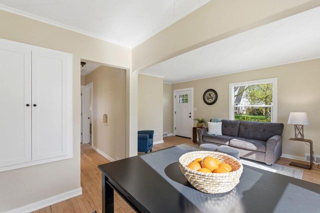 143 Frame AVENUE, Waukesha, WI 53186