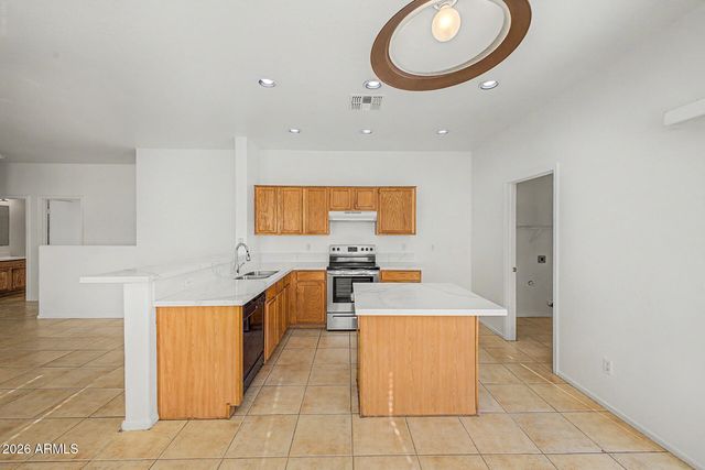 9111 W CAMBRIDGE Avenue, Phoenix, AZ 85037