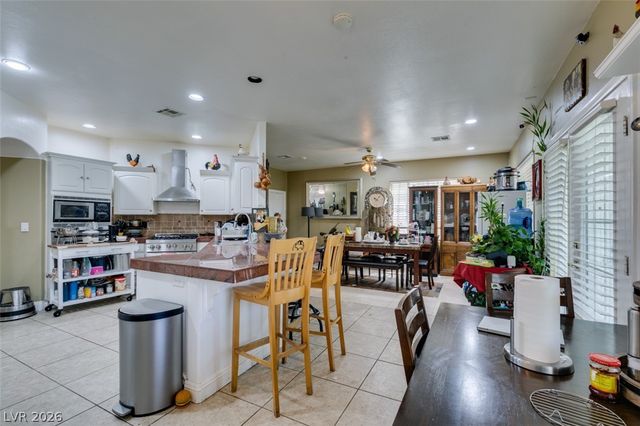 5515 North Campbell Road, Las Vegas, NV 89149