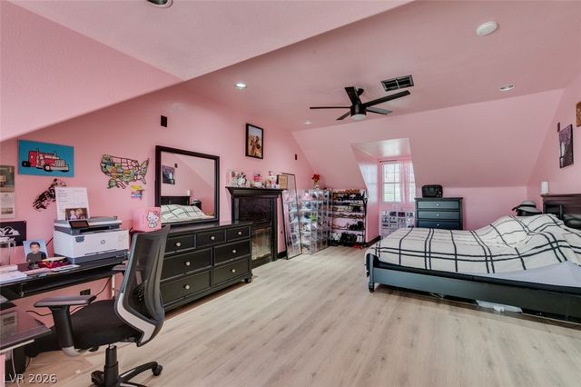 5515 North Campbell Road, Las Vegas, NV 89149