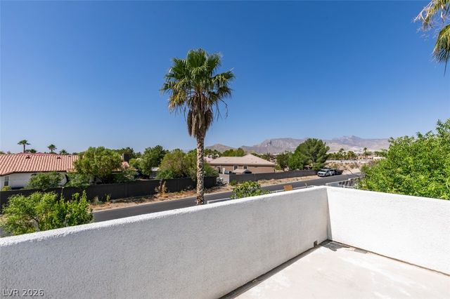 5515 North Campbell Road, Las Vegas, NV 89149
