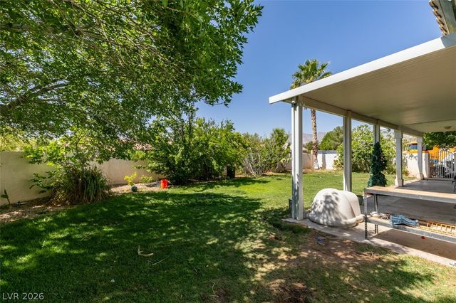 5515 North Campbell Road, Las Vegas, NV 89149