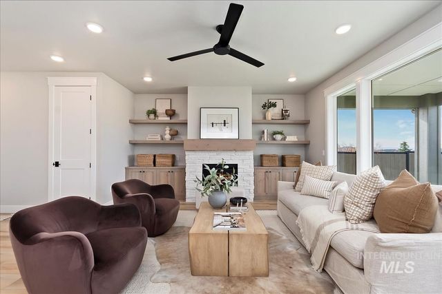 2278 N Palaestra Ave, Eagle, ID 83616