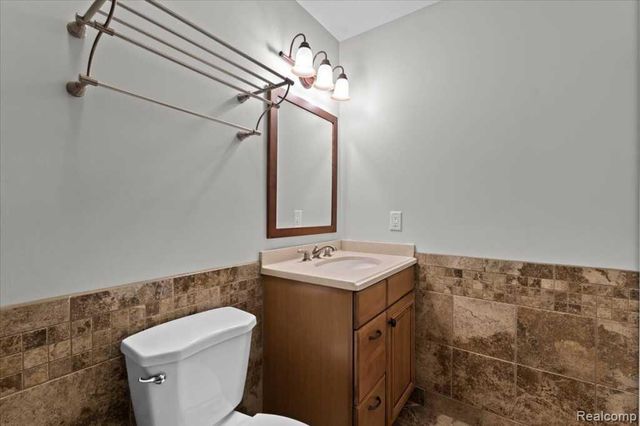 738 S Milford Road, Milford, MI 48381