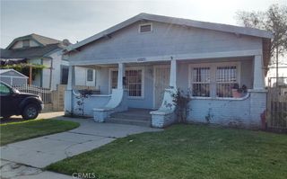824 W 74th, Los Angeles, CA 90044