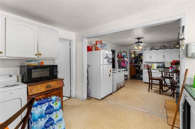 1054 HILLCREST SE Drive, Atlanta, GA 30316