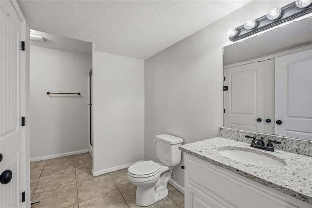 301 NE 192nd Terrace, Smithville, MO 64089