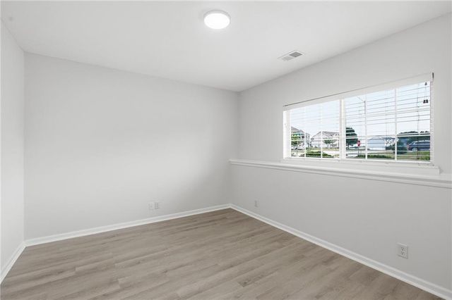 301 NE 192nd Terrace, Smithville, MO 64089