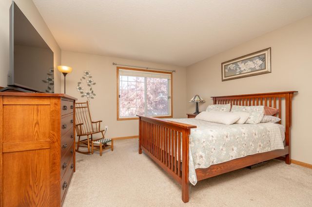 2009 Southcross Drive W 903, Burnsville, MN 55306
