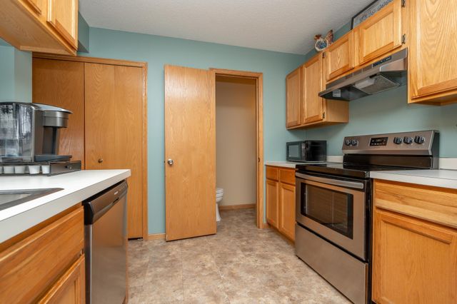 2009 Southcross Drive W 903, Burnsville, MN 55306