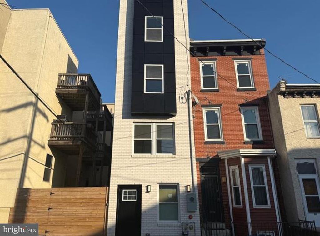 339 N WIOTA ST, Philadelphia, PA 19104