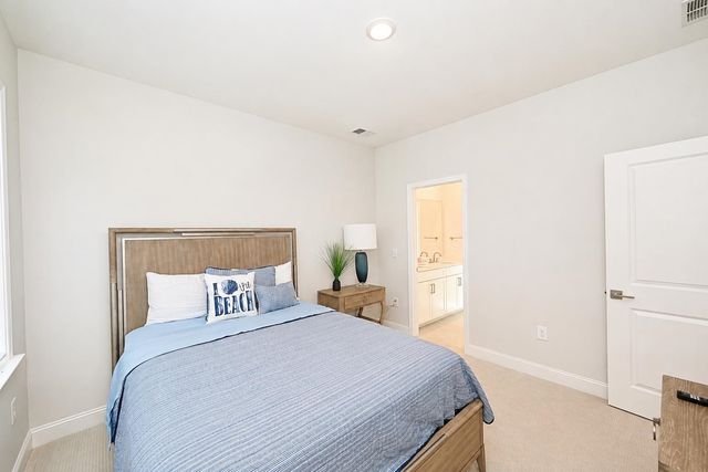 2524 Hillbourne Loop, North Myrtle Beach, SC 29582