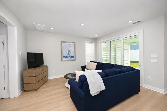 2524 Hillbourne Loop, North Myrtle Beach, SC 29582