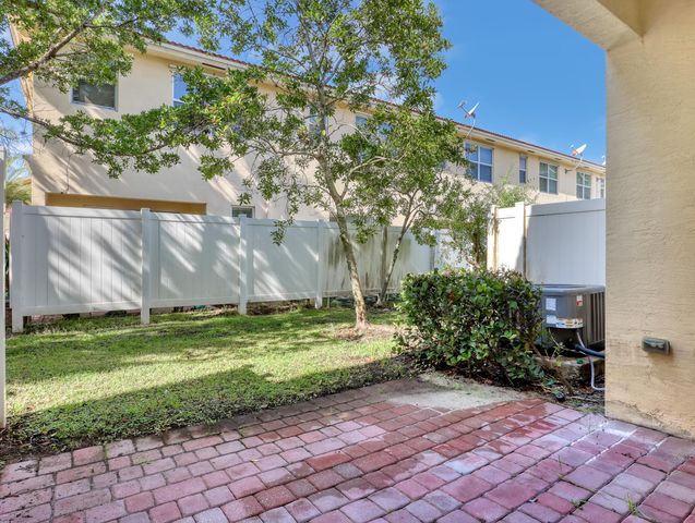 9508 SW Otter Lane, Stuart, FL 34997